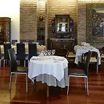 فندق Alfonso Ix 4*