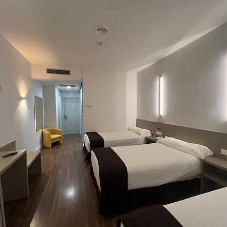 Alfonso Ix Hotel 4*