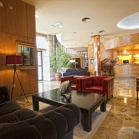 Alfonso Ix Hotel 4*