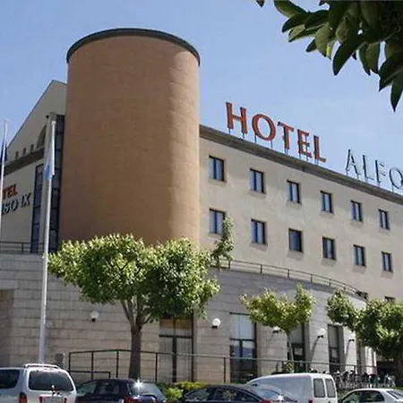 Hotel Alfonso Ix 4*