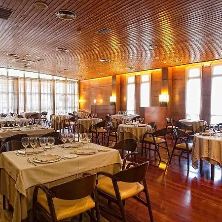 Hotel Alfonso Ix Sarria