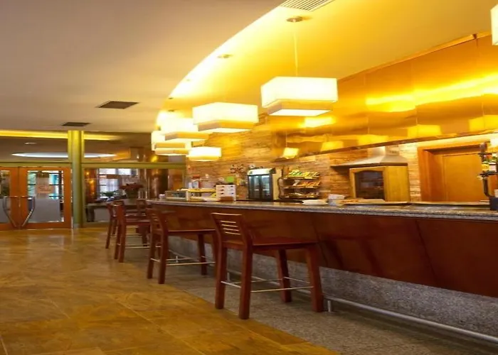 阿方索九号酒店