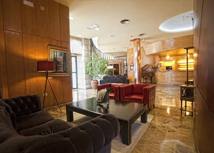 Alfonso Ix Hotel 4*
