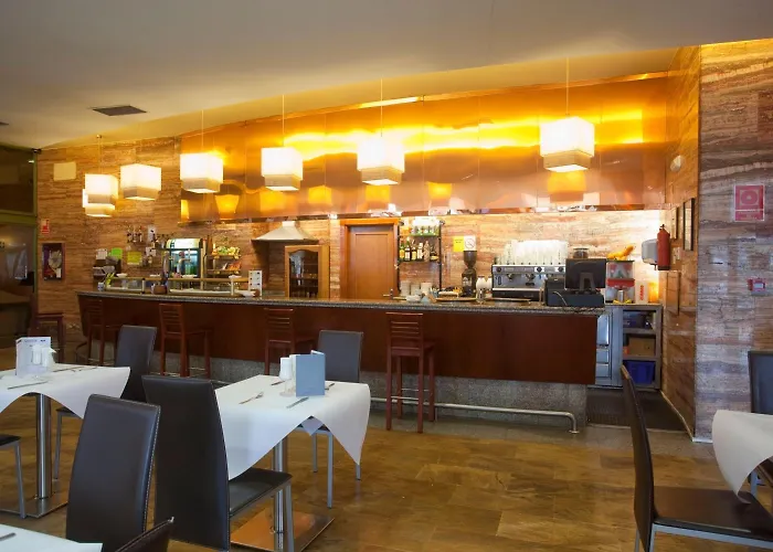 阿方索九号酒店 4*